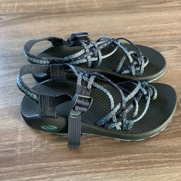 Chaco — women’s 8 dual adjustable blue strap sandals - Picture 4 of 7